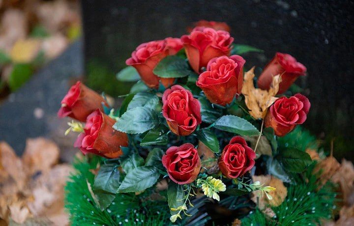 Тулячка через суд требует освободить могилу её бабушки