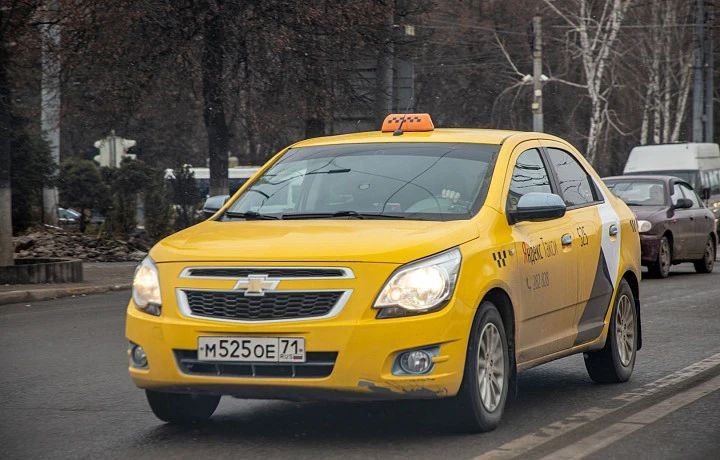 Тульский минтранс взял на контроль жалобы на такси