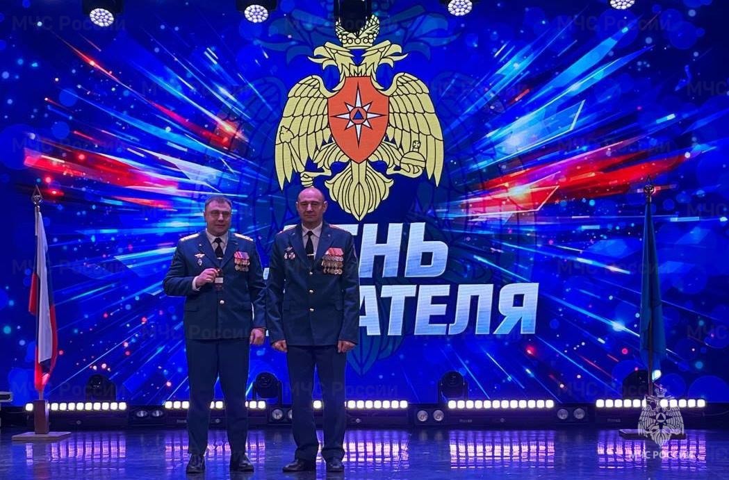 В Тульской области прошли торжественные мероприятия в честь Дня спасателя и 35-летия со дня образования ведомства В Тульской области прошли торжественные мероприятия в честь Дня спасателя и 35-летия со дня образования ведомства