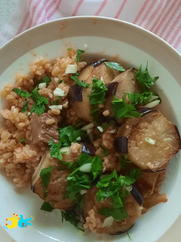 Баклажаны с мясом и булгуром: как создать кулинарное волшебство на вашей кухне