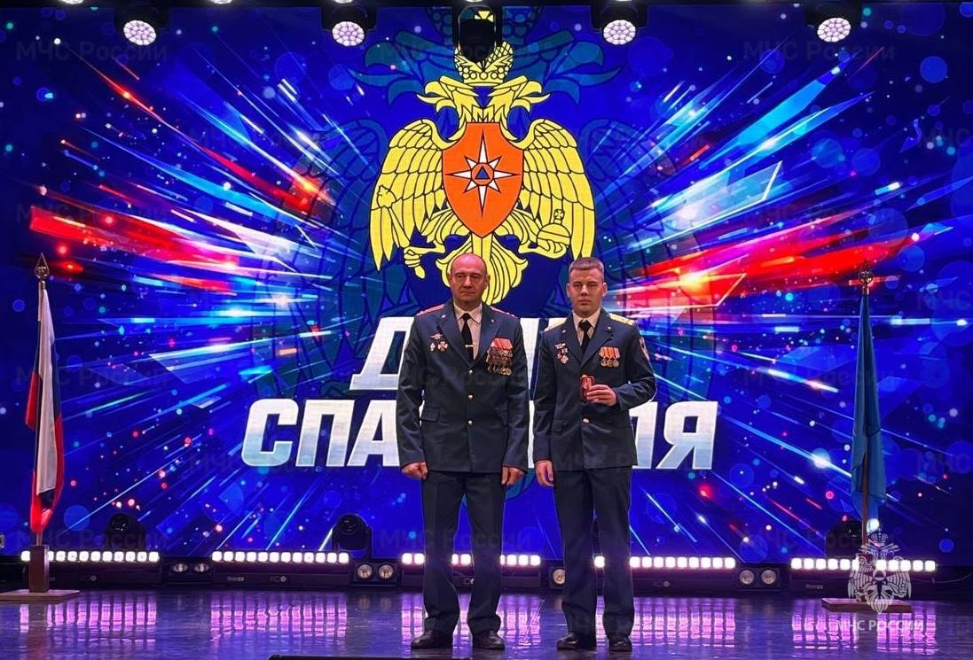 В Тульской области прошли торжественные мероприятия в честь Дня спасателя и 35-летия со дня образования ведомства В Тульской области прошли торжественные мероприятия в честь Дня спасателя и 35-летия со дня образования ведомства