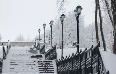 ������ �� 27 �������. ����� ��������: 08:49