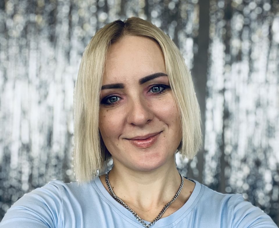 Как перманентный макияж бровей стал источником проблем: история с хаски-эффектом