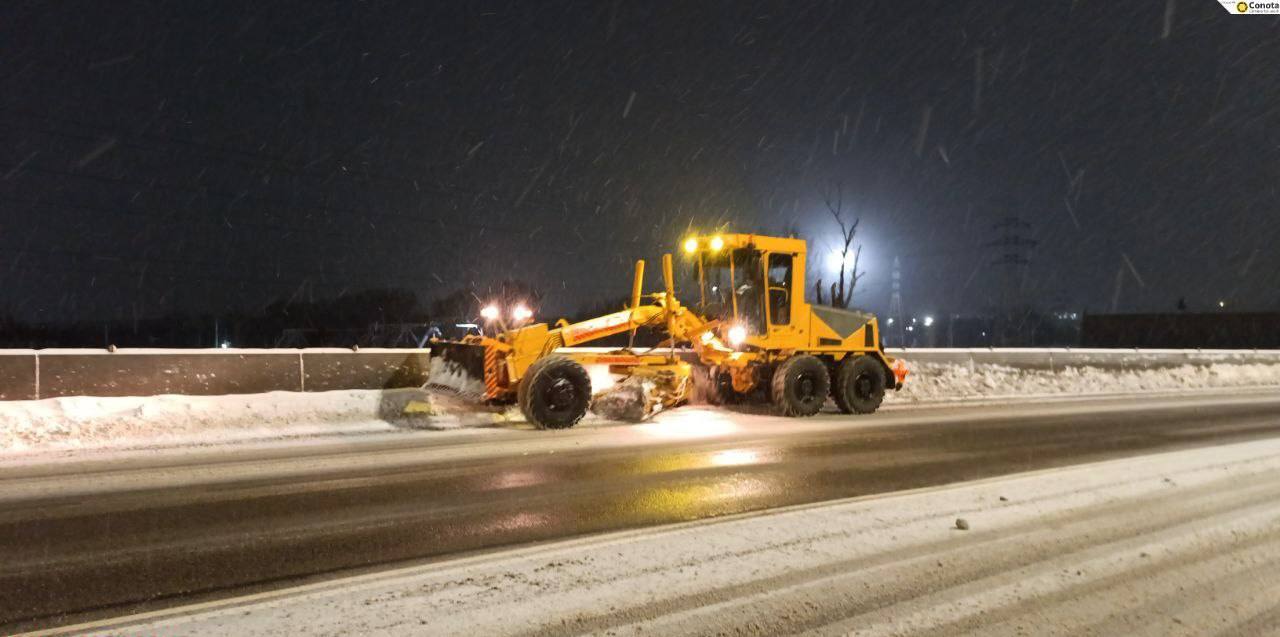 Продолжается ликвидация последствий снегопада Продолжается ликвидация последствий снегопада