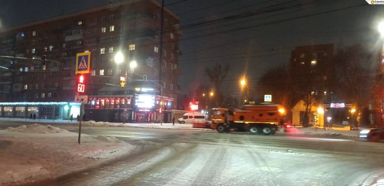 Продолжается ликвидация последствий снегопада Продолжается ликвидация последствий снегопада