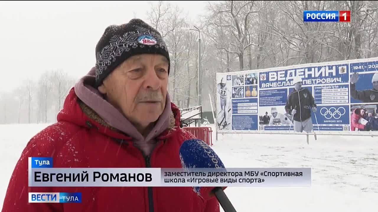 У меня были дорогие норвежские коньки, я взял втайне от матери один конёк в детский сад, хотел похвастаться