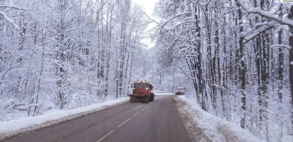 Мело, мело по всей земле