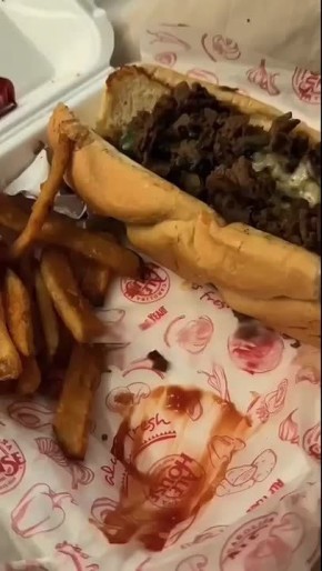 Держи себя в руках, рыжий, это не для нас