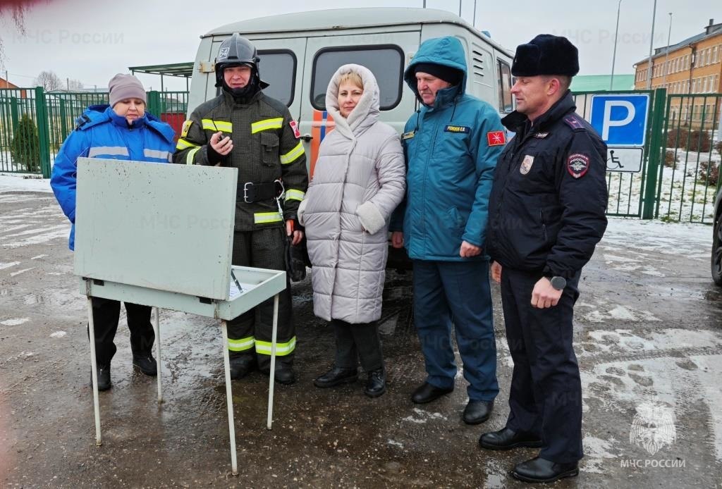 Из детского сада поселка Теплое эвакуировали детей