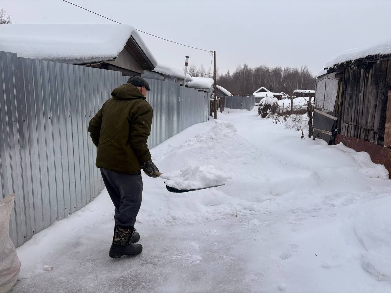 В Тульской области — массовый снежный субботник В Тульской области — массовый снежный субботник
