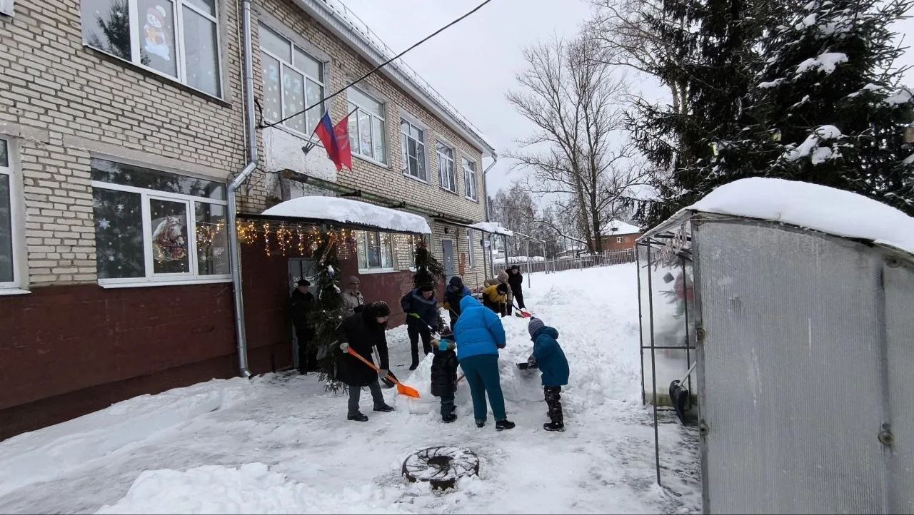 В Туле прошел «снежный субботник» В Туле прошел «снежный субботник»