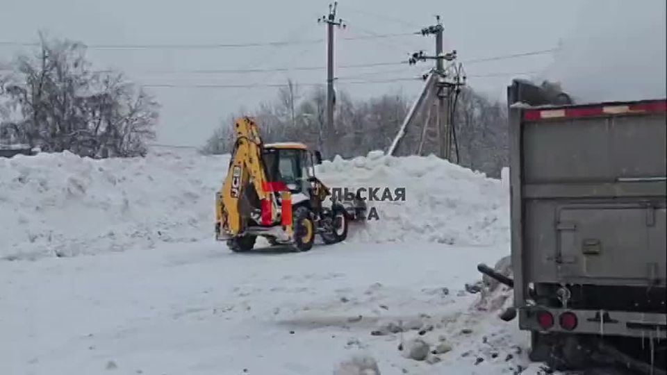 А вы когданибудь видели, как работает снегоплавилка? Показываем