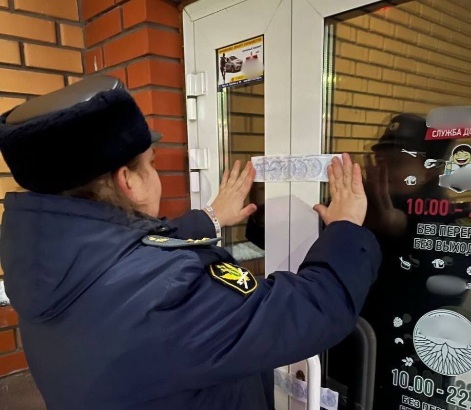 В Туле после заболевания посетителя закрыли кафе Сушин сын на М. Горького