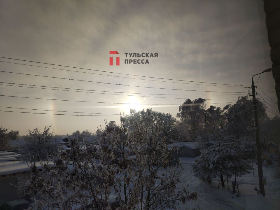 В поселке Волово заметили «зимнюю радугу» — или, понаучному, гало