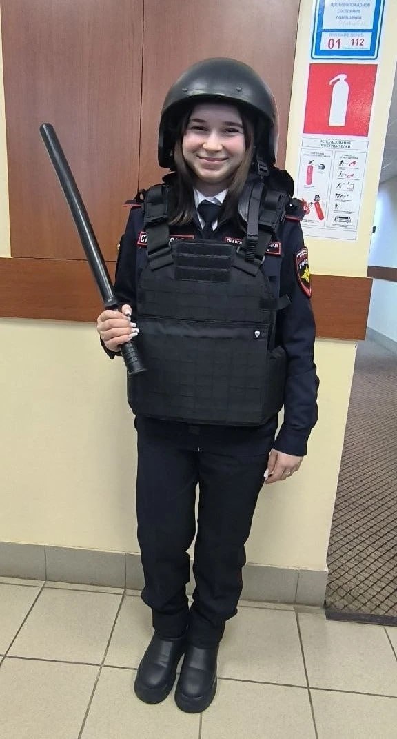 Будни патрульных и инспекторов ДПС: тульские студенты в рамках акции «Студенческий десант» на день сменили аудитории на службу в полиции Будни патрульных и инспекторов ДПС: тульские студенты в рамках акции «Студенческий десант» на день сменили аудитории на службу в полиции