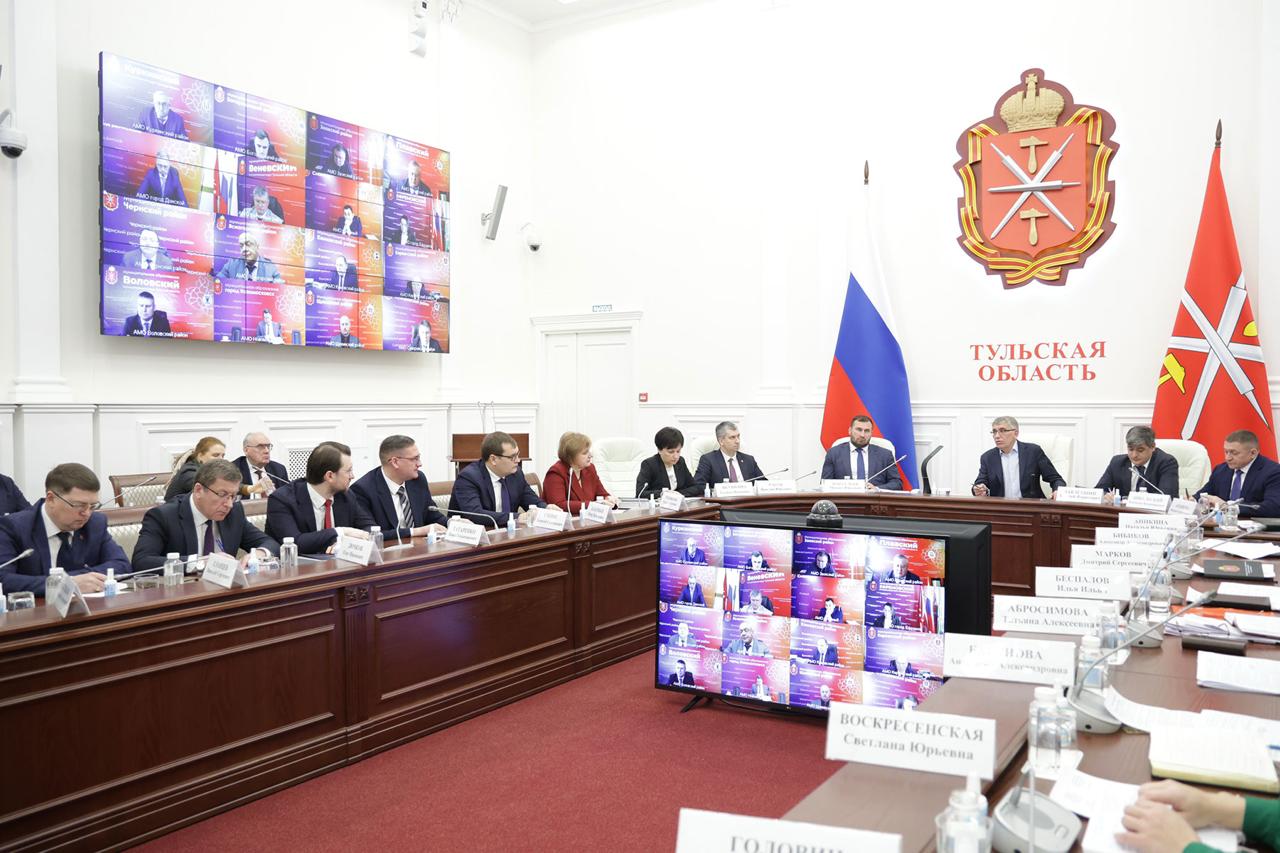 На рабочем совещании с органами исполнительной власти Тульской области под председательством Дмитрия Миляева обсудили работу общественного транспорта в регионе На рабочем совещании с органами исполнительной власти Тульской области под председательством Дмитрия Миляева обсудили работу общественного транспорта в регионе