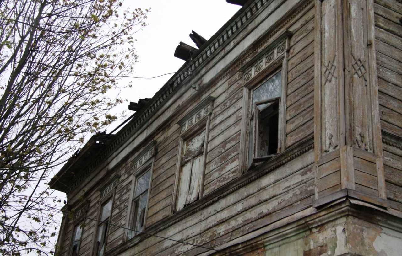 Многострадальный жилой дом Ф. Д. Костроминой на улице Жуковского (он горел в 2024-м и 2025-м) станет спортивным центром Многострадальный жилой дом Ф. Д. Костроминой на улице Жуковского (он горел в 2024-м и 2025-м) станет спортивным центром