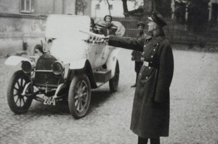 ����� ��� ����� 100 ���. ������� �������� �������� ���� ����������� ���������������� �������� ��� � ������ XX ���� � ������� ������ - ��������� ����� � ���������� ������� ������ ���� ������ ������, ��� �� ��� ���������