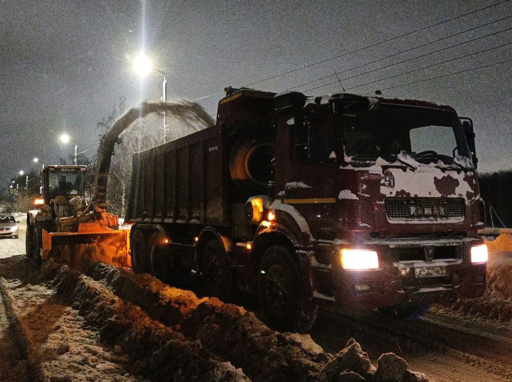 Илья Беспалов: Более 252 тысяч кубометров снега вывезено с улиц Тулы с начала зимы Илья Беспалов: Более 252 тысяч кубометров снега вывезено с улиц Тулы с начала зимы