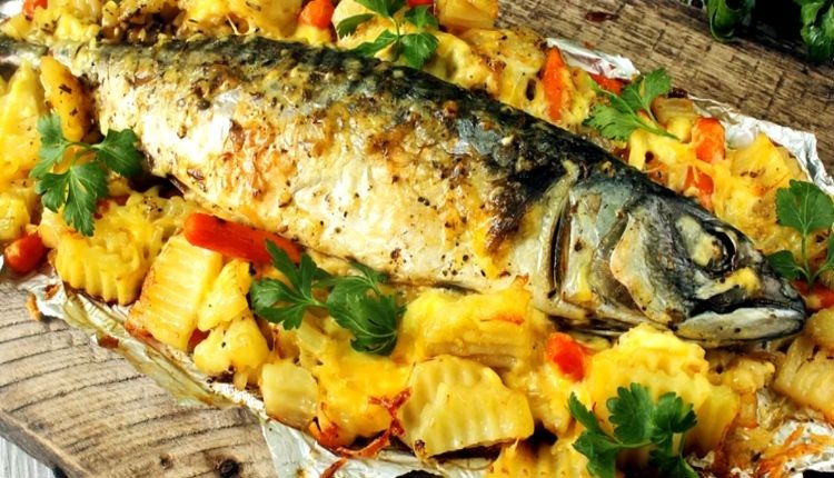 Запеченная скумбрия в духовке: простые и вкусные рецепты