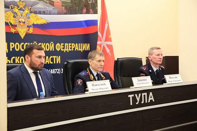 ������ ��������� ������ ������� � ���������������� ��������� �� ������������ ��������� ��������