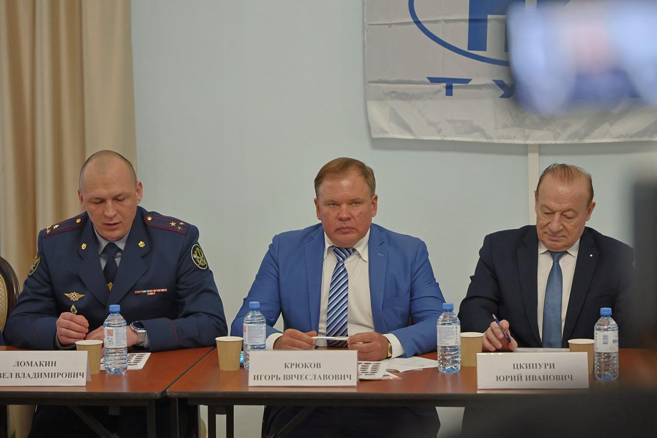 Начальник регионального УМВД и председатель Общественного совета ведомства приняли участие в заседании Общественной наблюдательной комиссии Начальник регионального УМВД и председатель Общественного совета ведомства приняли участие в заседании Общественной наблюдательной комиссии