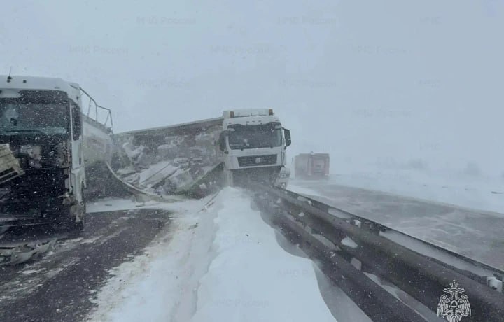 Трасса М-4 перекрыта из-за ДТП в Тульской области: организован объезд через Богородицк