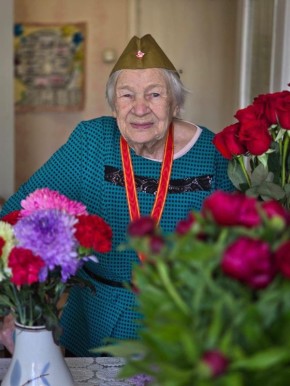 Илья Беспалов: Ветерана Великой Отечественной войны Лидию Забиякину поздравили со 102-летием