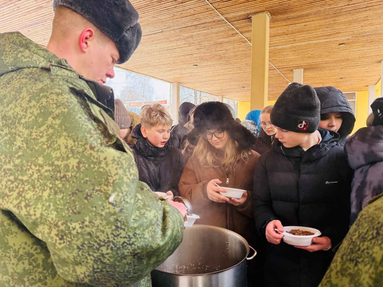 В тульских школах прошли мероприятия ко Дню защитника Отечества
