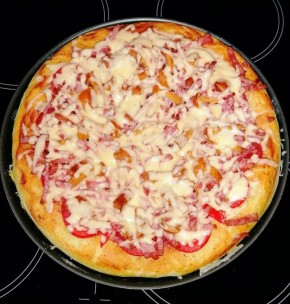 Пицца по-семейному: легко и вкусно в жаркий вечер