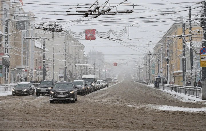 В Тульской области снова ухудшается погода: мокрый снег, ветер и гололедица
