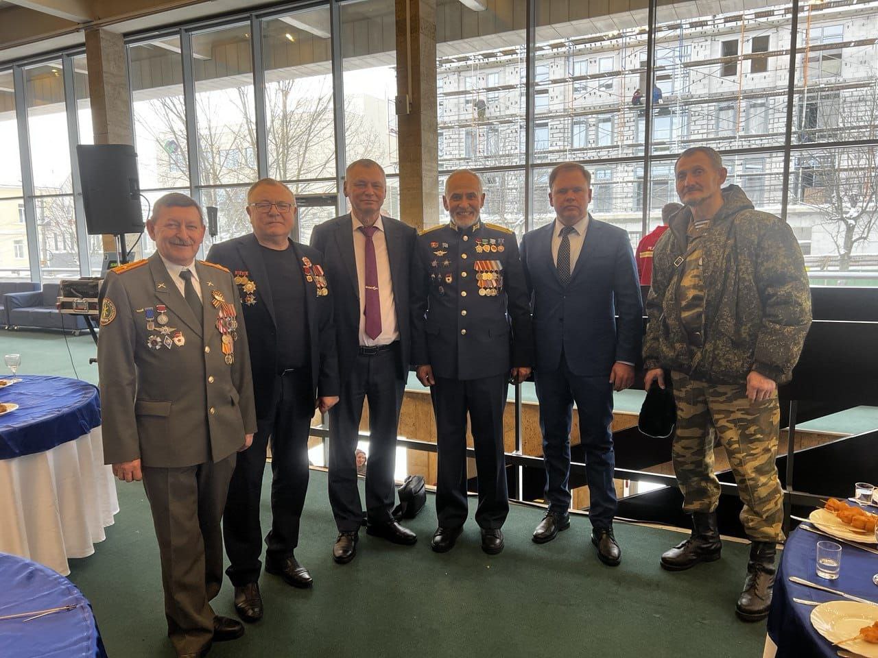 В Туле начальник УМВД Андрей Даценко и представители Общественного совета при ведомстве приняли участие в торжественном собрании, посвященном Дню защитника Отечества В Туле начальник УМВД Андрей Даценко и представители Общественного совета при ведомстве приняли участие в торжественном собрании, посвященном Дню защитника Отечества