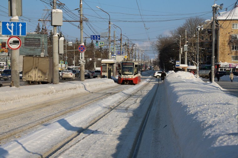 Не мешайте движению трамваев!