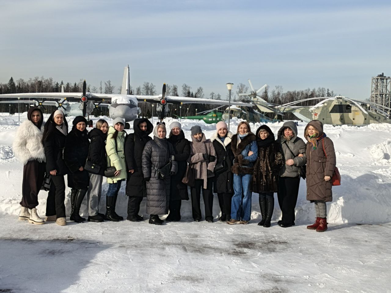 Общественный совет при УМВД России по Тульской области организовал для полицейских и семей участников СВО экскурсию в парк «Патриот» Общественный совет при УМВД России по Тульской области организовал для полицейских и семей участников СВО экскурсию в парк «Патриот»