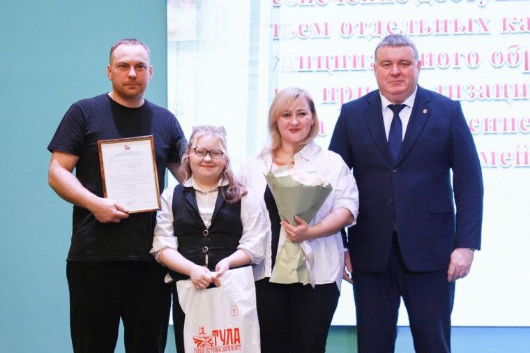 Илья Беспалов: 28 тульских семей получат в этом году сертификаты на приобретение жилья Илья Беспалов: 28 тульских семей получат в этом году сертификаты на приобретение жилья