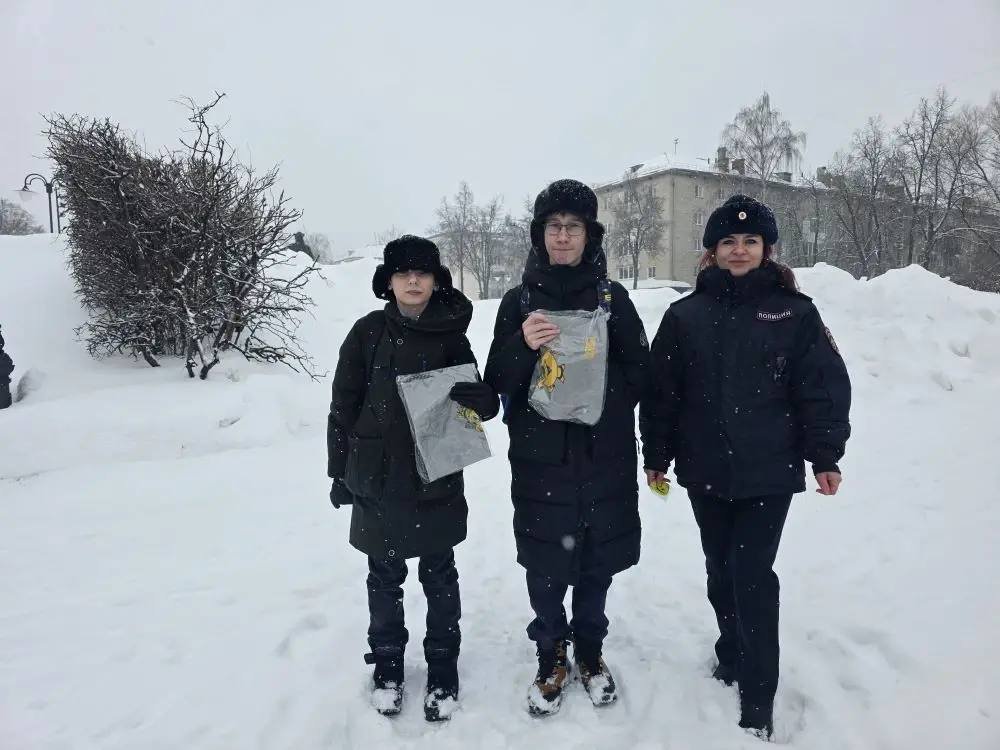 Сотрудники отдела Госавтоинспекции города Тулы на улицах Оружейной столицы провели акцию «Внимание, пешеход!» Сотрудники отдела Госавтоинспекции города Тулы на улицах Оружейной столицы провели акцию «Внимание, пешеход!»