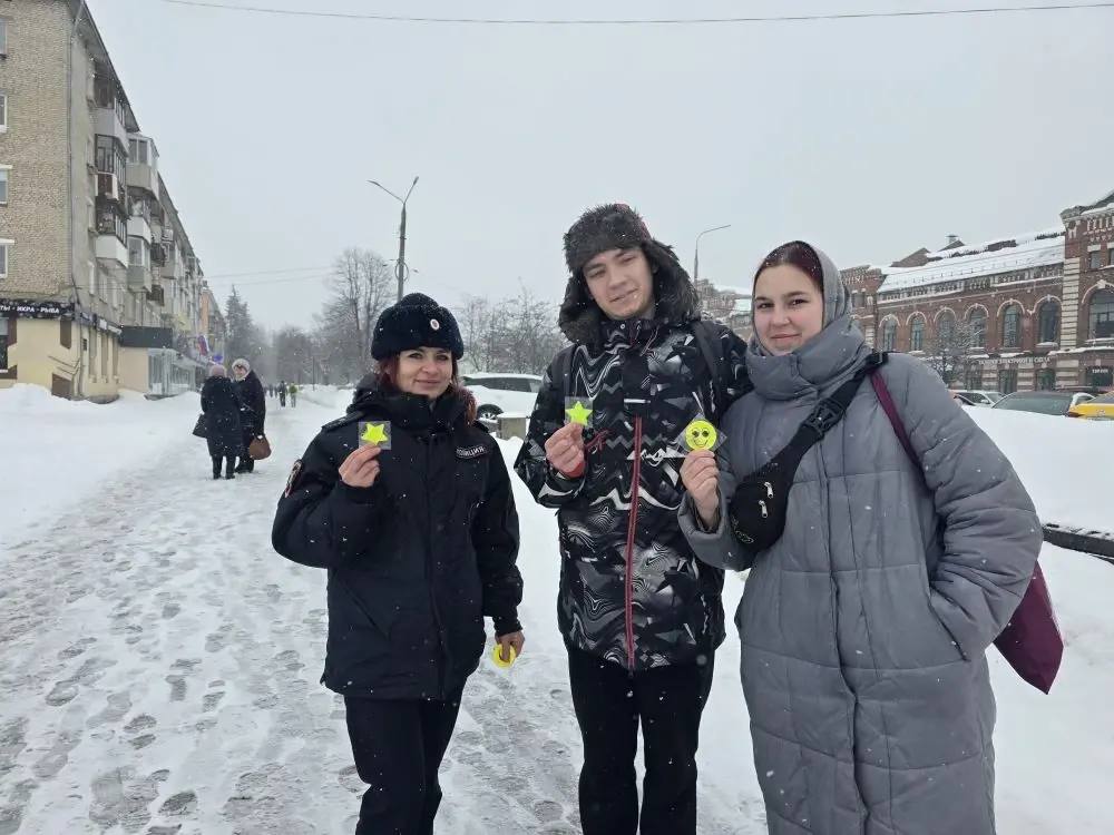 Сотрудники отдела Госавтоинспекции города Тулы на улицах Оружейной столицы провели акцию «Внимание, пешеход!» Сотрудники отдела Госавтоинспекции города Тулы на улицах Оружейной столицы провели акцию «Внимание, пешеход!»