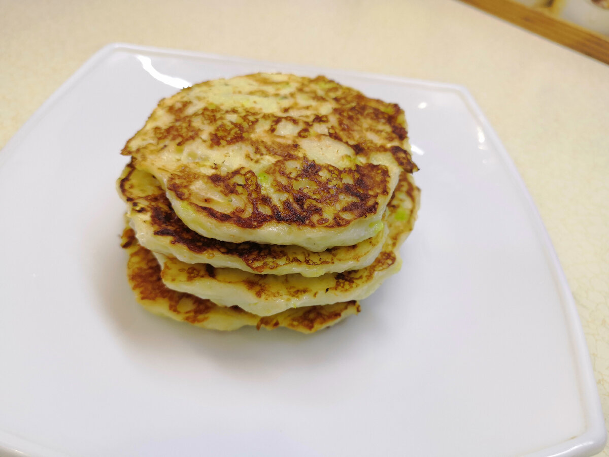 Нежные кабачковые оладьи для утреннего настроения