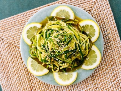 Удивительный холодный салат из цукини: Быстрый рецепт с азиатским акцентом