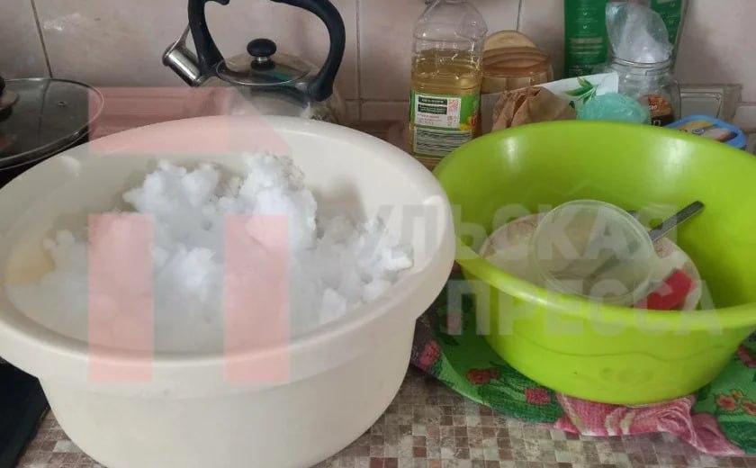 «Топим снег и ходим по соседям с ведрами»: туляки почти месяц живут без воды «Топим снег и ходим по соседям с ведрами»: туляки почти месяц живут без воды