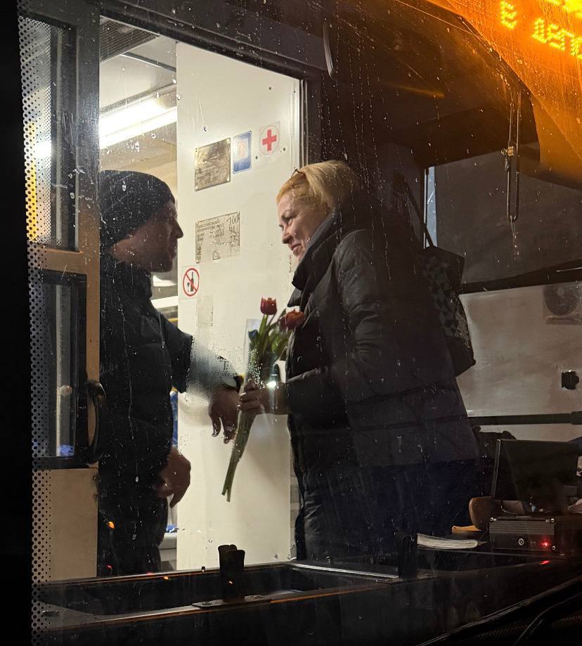 Сотрудниц «Тулгорэлектротранса» поздравили с 8 Марта Сотрудниц «Тулгорэлектротранса» поздравили с 8 Марта