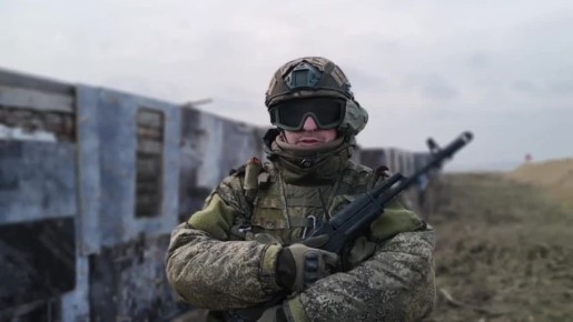 И еще одно поздравление с 8 марта для тулячек от военнослужащих