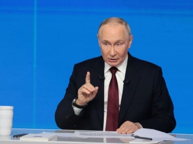 Путин объявил о повышении выплат для сотрудников МВД