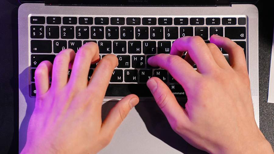 Мошенники создали поддельные сайты для записи к нотариусу: как избежать обмана