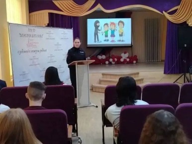 Сотрудники донской Госавтоинспекции Тульской области совместно и инспектором ПДН провели профилактические беседы с учащимися одной школ района