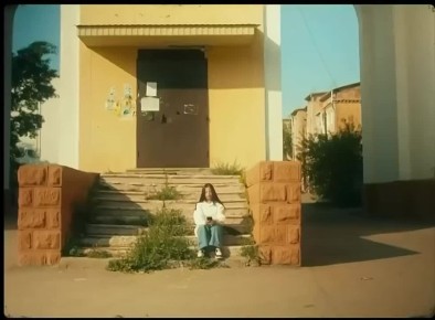 Госавтоинспекция Тульской области призывает родителей строго контролировать и пресекать, а не поощрять, попытки детей и подростков самостоятельно сесть за руль, а также исключить для них возможность доступа к управлению авто...