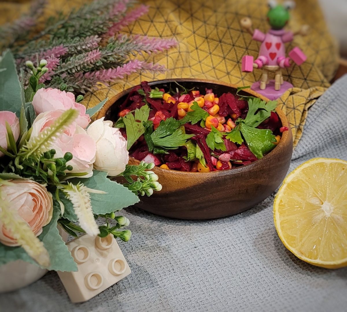 Салат со свёклой и кукурузой: наслаждение на любой вкус