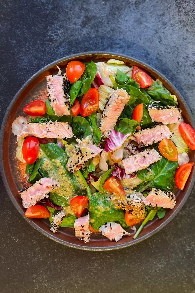 Энергетический салат с тунцом: легко, быстро и вкусно