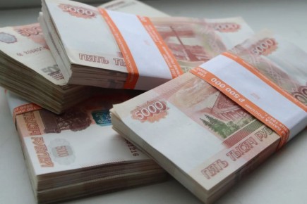 Чтобы «спасти родителей» тульская школьница отдала мошенникам 10 тысяч долларов