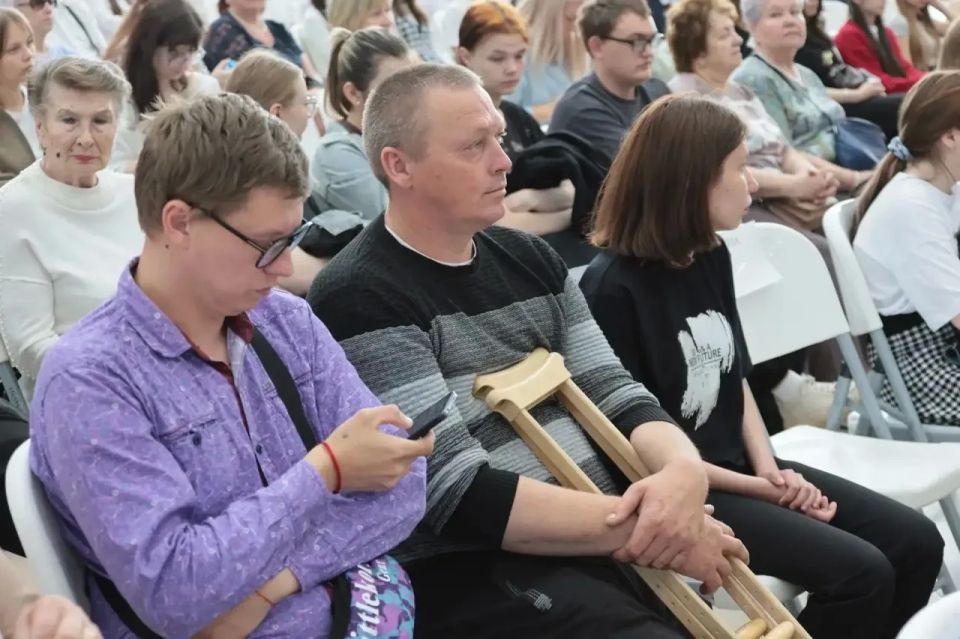 Дмитрий Миляев: «Память сердца»: в Тульском кремле стартовал фестиваль творчества инвалидов Дмитрий Миляев: «Память сердца»: в Тульском кремле стартовал фестиваль творчества инвалидов
